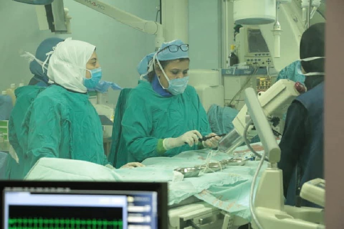 بني سويف التخصصي تجري 3 عمليات دقيقة للأطفال مجانًا